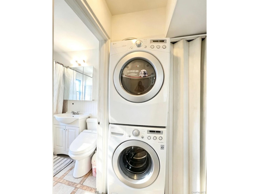 NO INTERVIEW / Garden-Style 1 Bedroom Coop for Sale in South - photo 5
