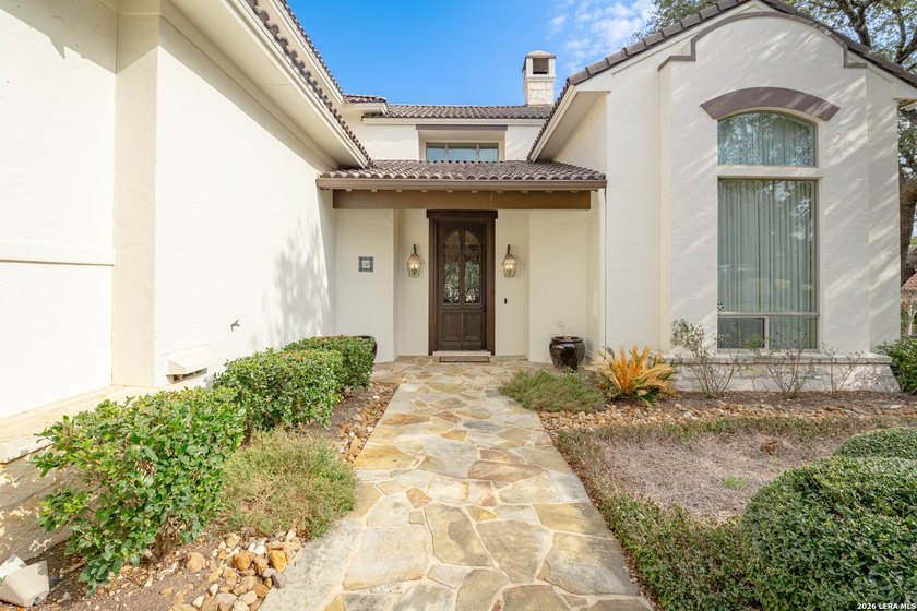 Experience the pinnacle of San Antonio prestige within the - photo 3