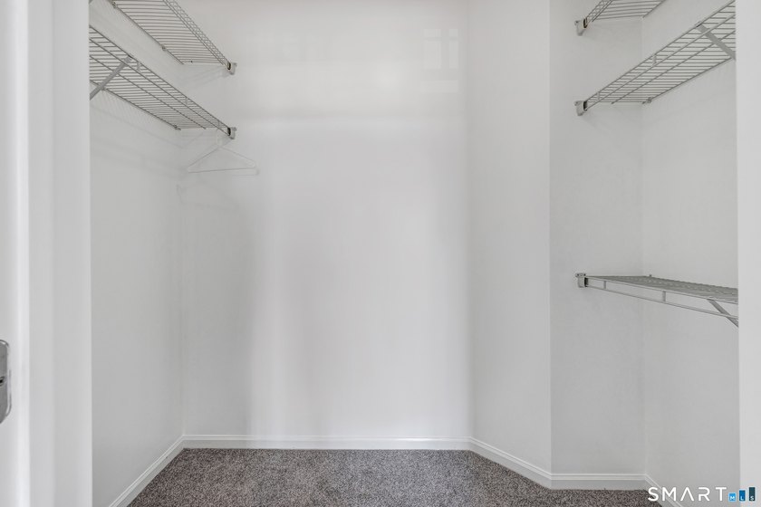 A rare 1,359 sq. ft. urban sanctuary! This luxury 3BR/2BA - photo 31