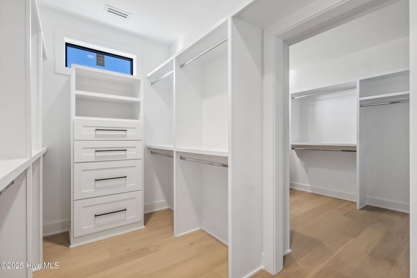 Thoughtfully positioned to capture sweeping views across the - photo 35