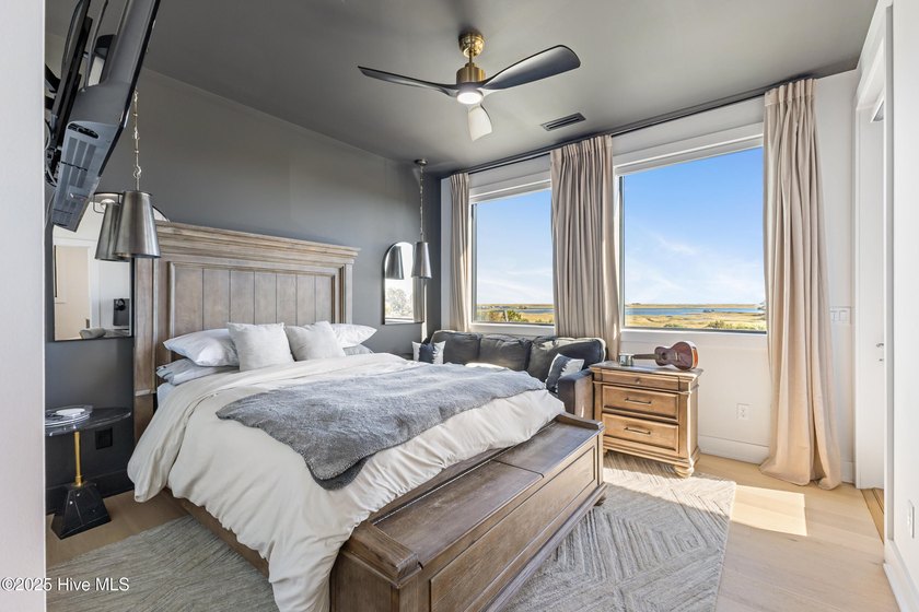 Thoughtfully positioned to capture sweeping views across the - photo 37