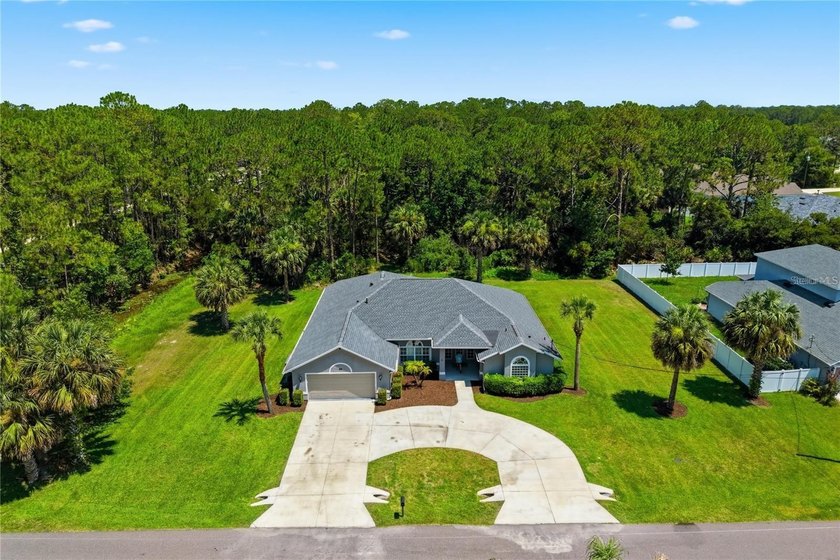 Virtually Staged. Welcome to this beautifully maintained - photo 37