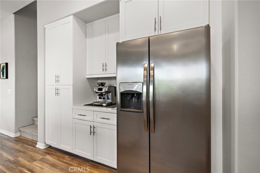 Welcome to 10 Promesa a bright and stunning town home with - photo 15