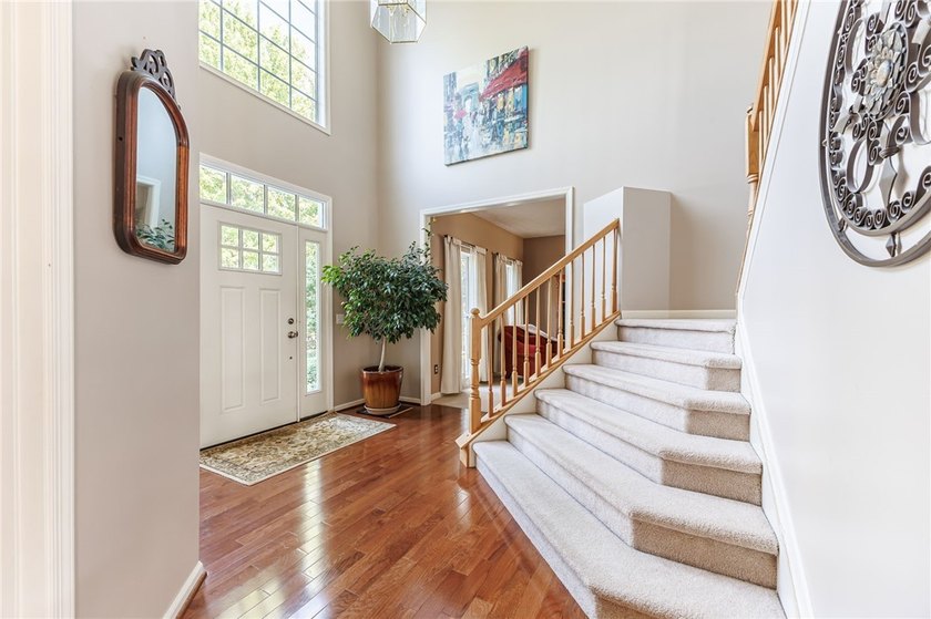 Looking for a beautiful, turn-key property in the desirable - photo 6