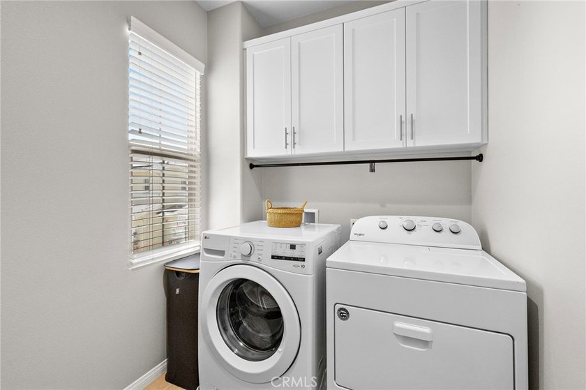 Welcome to 10 Promesa a bright and stunning town home with - photo 27