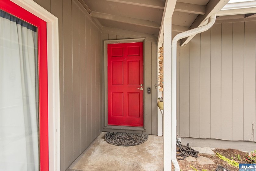 Mountain views, private community beach access, and beautiful - photo 2