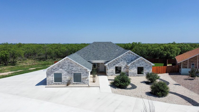 Step into luxury when you tour this exquisite new construction - photo 4