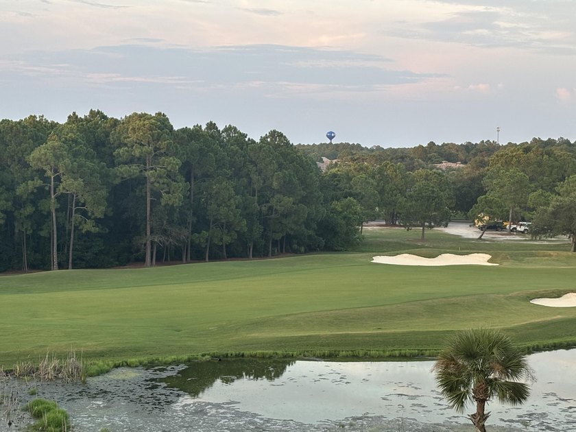 ***Best Price 'Bayview' Condo*** in the Baytowne Village. This - photo 3