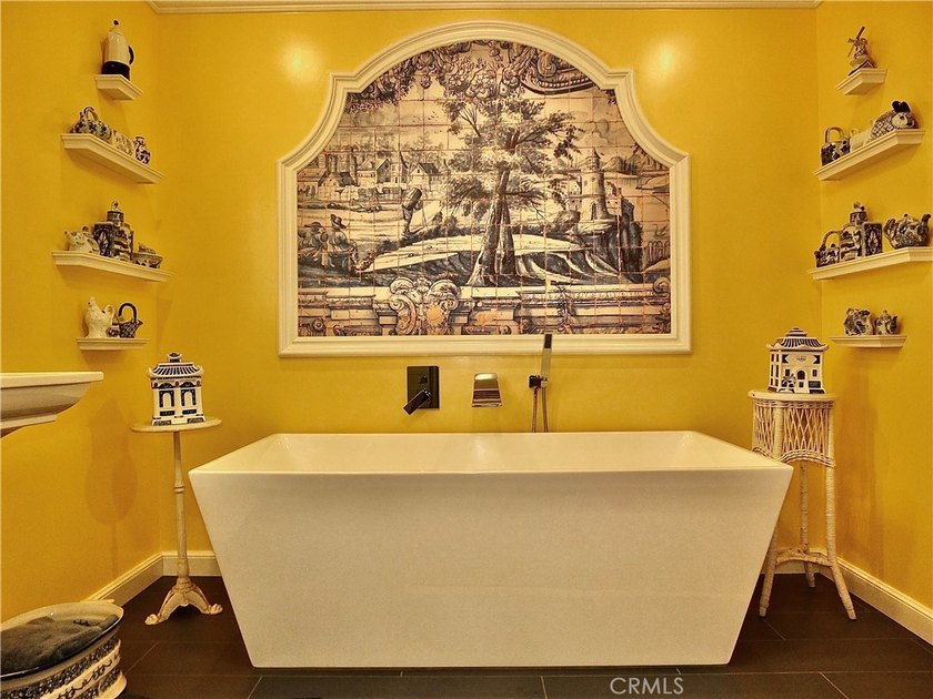 One of only 33 custom built homes behind the exclusive gates of - photo 30