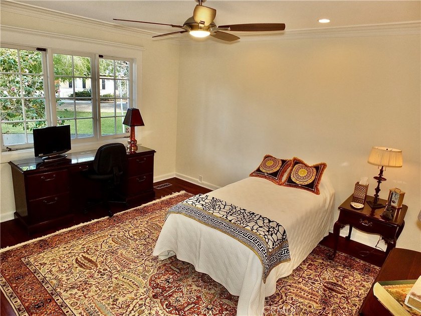One of only 33 custom built homes behind the exclusive gates of - photo 44
