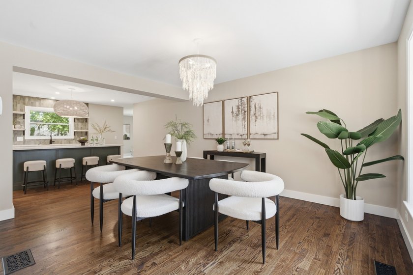 Welcome to this stunning, spacious Naperville home in the - photo 8
