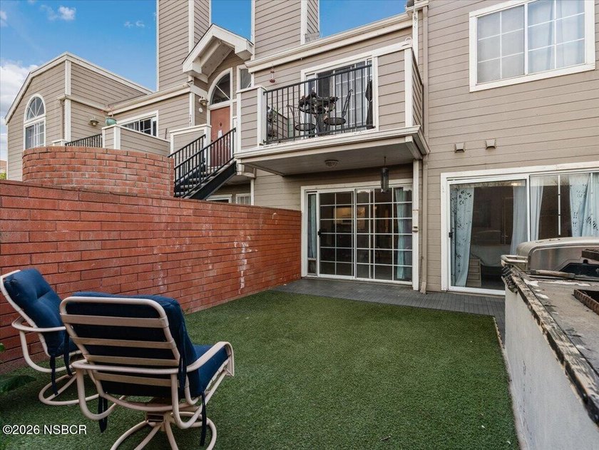 Great opportunity for a first-time homebuyer or investor. This - photo 4