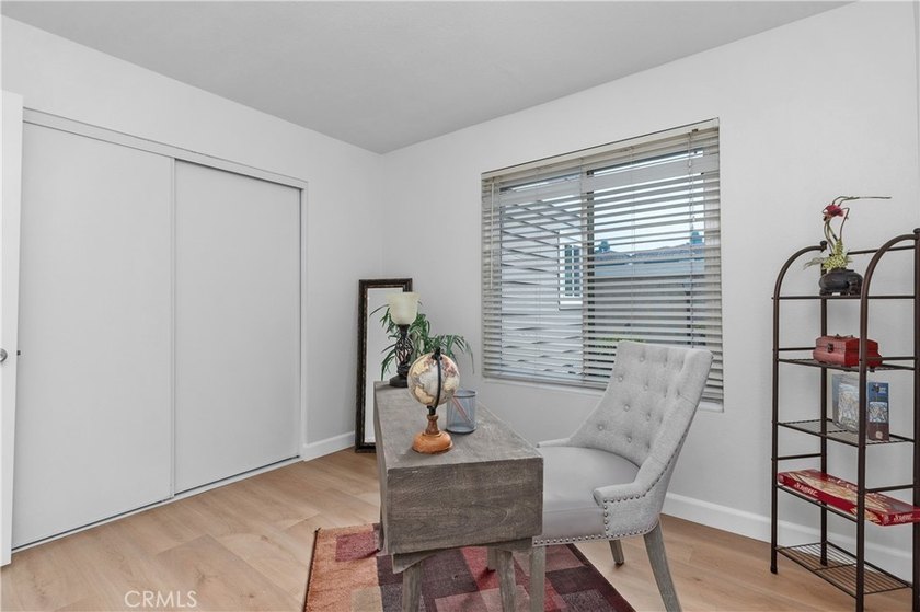 Why rent when you can buy a move in ready condominium in a well - photo 20
