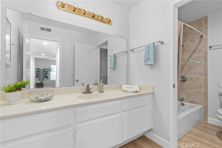 Why rent when you can buy a move in ready condominium in a well - photo 21