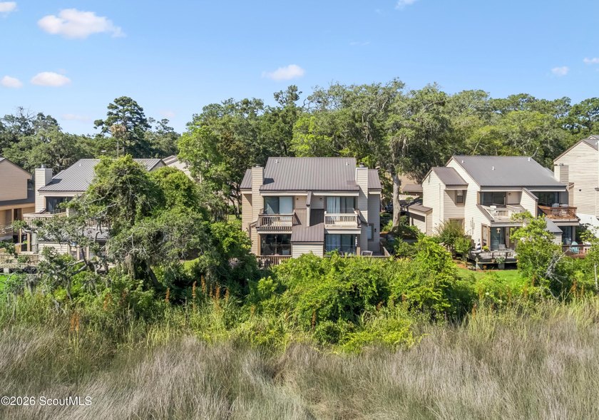 Wake up to breathtaking marsh views at 316 Brockinton Marsh! - photo 8