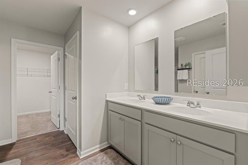 Welcome to 106 Cedar View Circle - a beautifully maintained 2021 - photo 19
