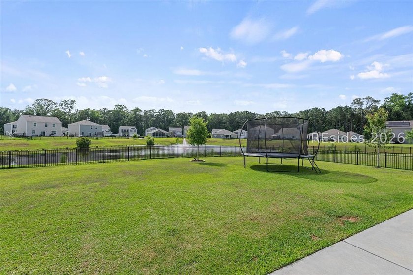 Welcome to 106 Cedar View Circle - a beautifully maintained 2021 - photo 30