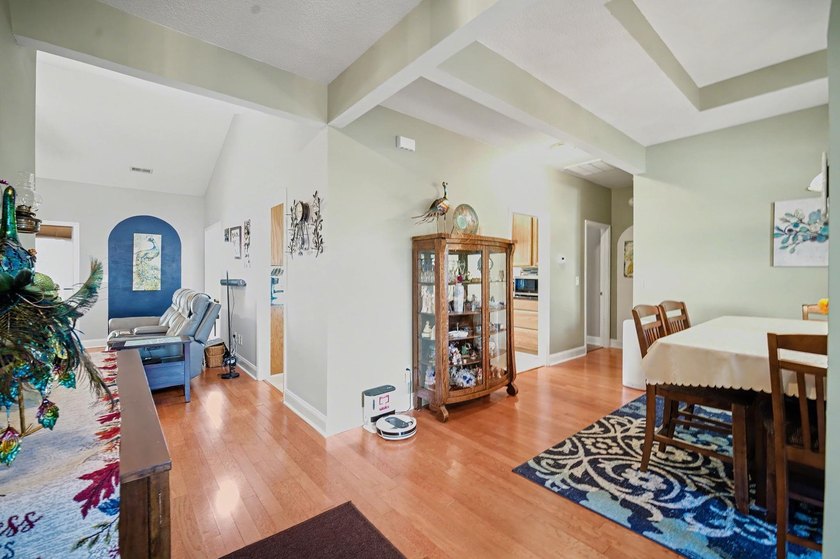 OPEN HOUSE SUNDAY JULY 19TH 12:00PM - 2:00PM. Resort-Style - photo 10