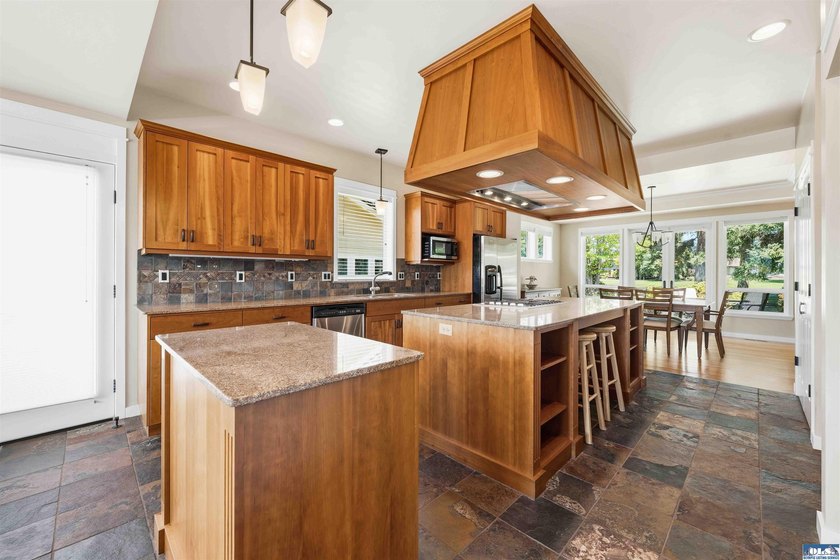 Exceptional craftsman home by Alan Armstrong Construction - photo 9