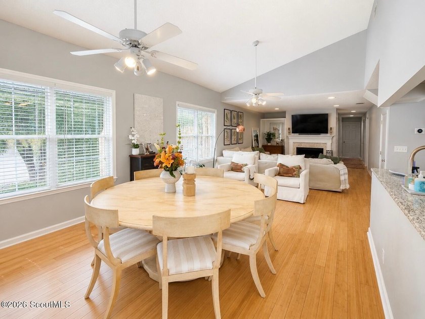 Welcome to Lowcountry living in the heart of St. Simons Island! - photo 5