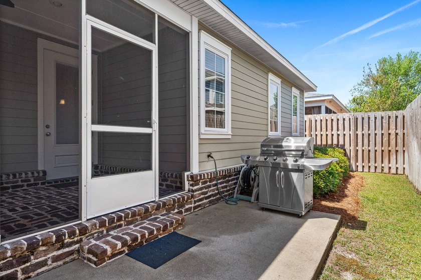 This beautiful home is move in ready and waiting for you. The - photo 7