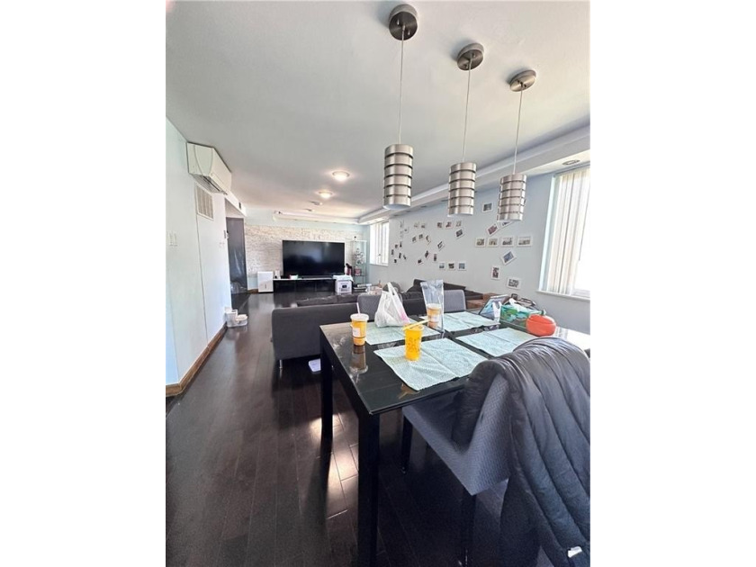 Elmwood Park Condominium! This bright and airy 3rd-floor unit - photo 8
