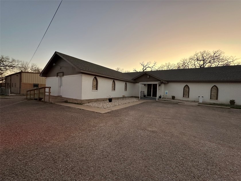The icon of Riesel, America! Discover the potential of this - photo 8