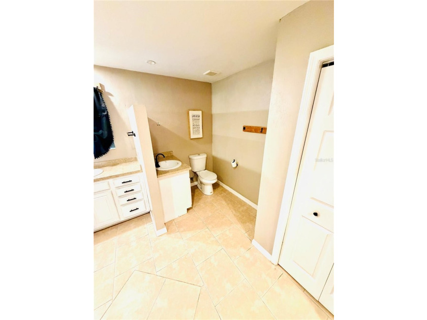 Under contract-accepting backup offers. Discover the space - photo 31