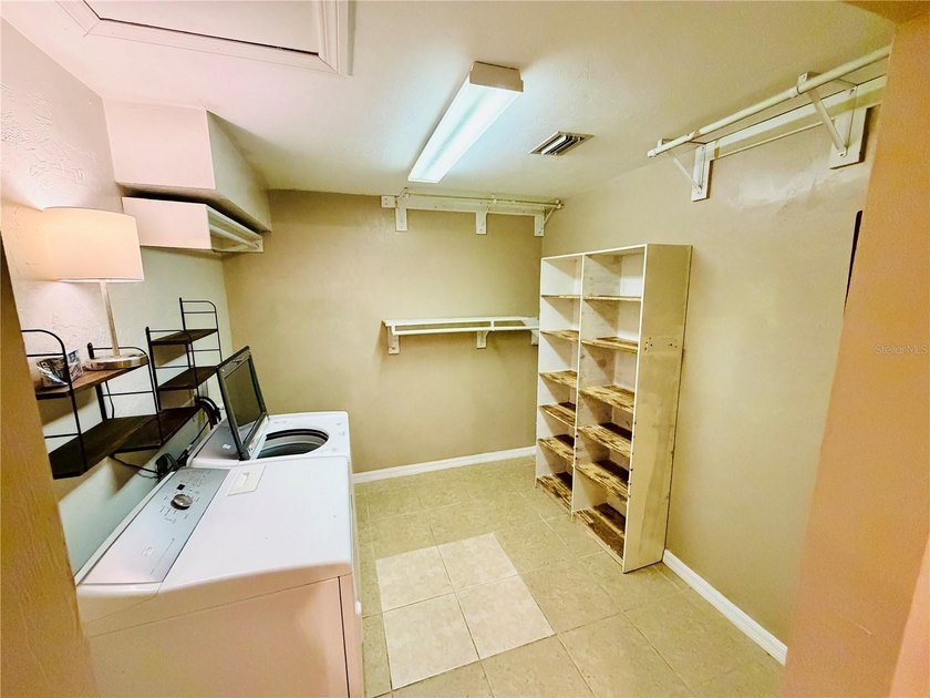Under contract-accepting backup offers. Discover the space - photo 33