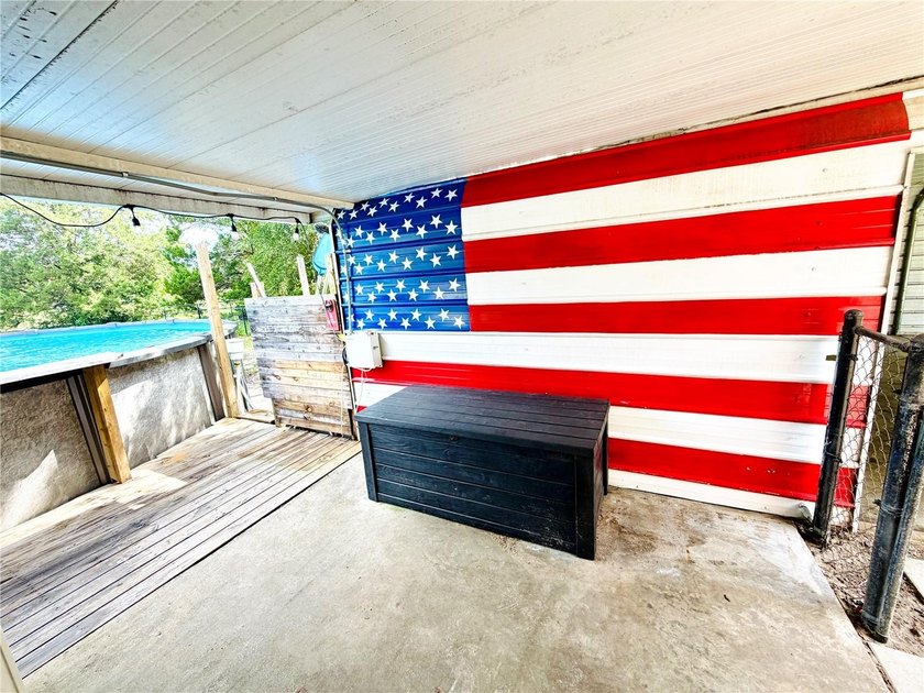 Under contract-accepting backup offers. Discover the space - photo 39