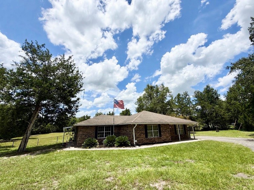 Under contract-accepting backup offers. Discover the space - photo 46