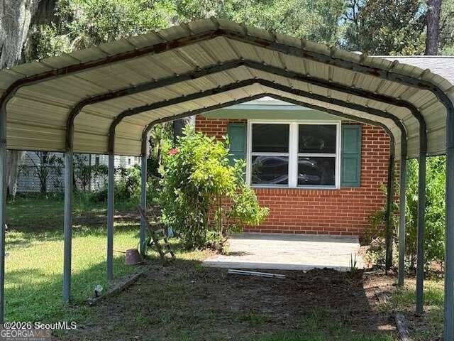 Welcome to this quaint, all-brick home nestled in the heart of - photo 4