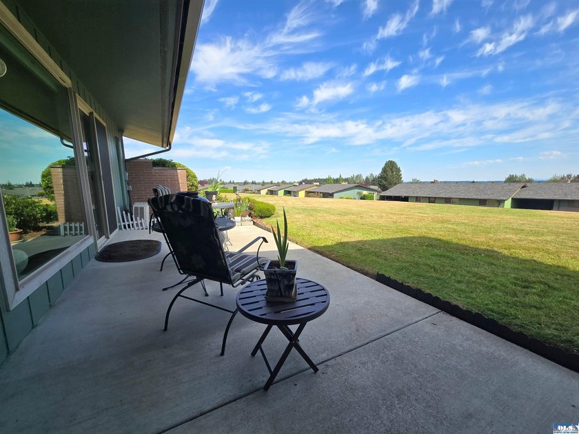 2-bedroom Condo available in the Dominion Terrace 55+ community - photo 4