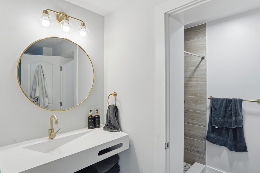 Welcome to 32 Briarcliff Dr., a beautifully updated 4-bedroom - photo 22