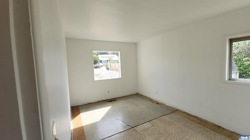 Truly a diamond in the rough! Great harbor view and outstanding - photo 7