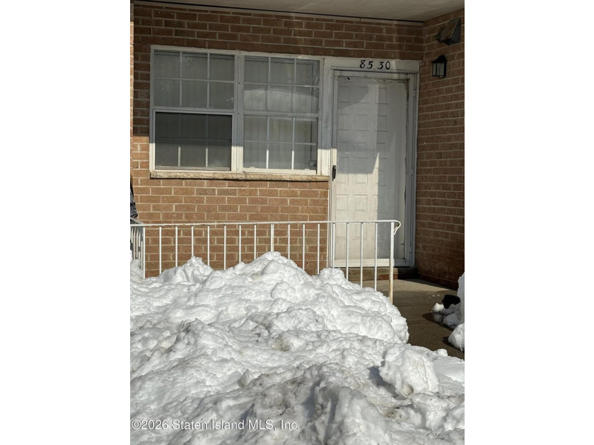 Opportunity Knocks! Ground Level 2 Bedroom Corner Condo in the - photo 3