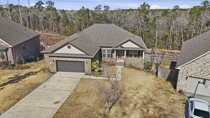 Huge Price Reduction! The Sellers are being relocated and said - photo 39