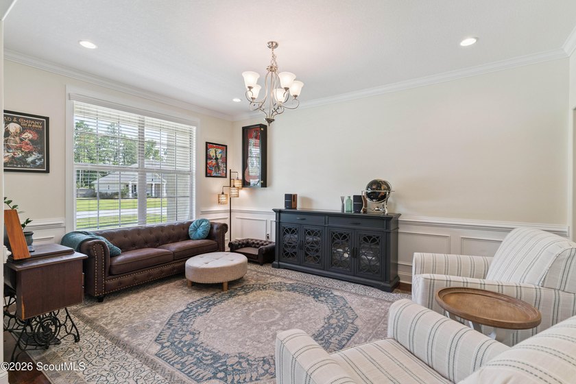 Room to Live, Work &amp; Entertain! This beautifully designed - photo 8