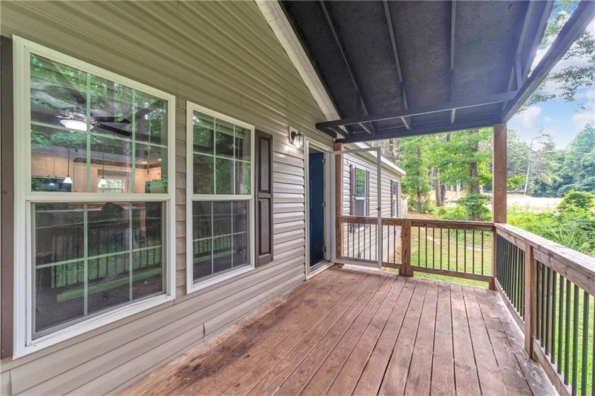 Discover the perfect blend of space, comfort, and country living - photo 5