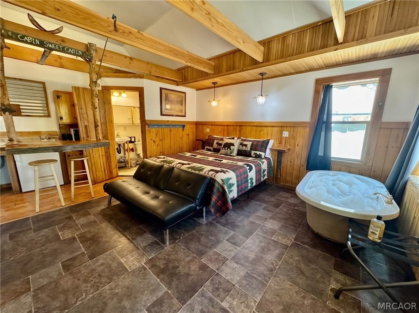 SELLER FINANCING AVAILABLE / TERMS NEGOTIABLE Welcome to Tulip - photo 9