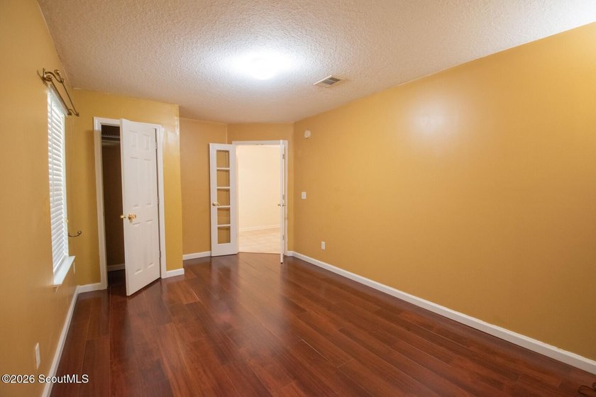 This spacious 5-bedroom, 3-bath home has been freshly painted - photo 4