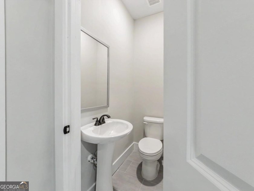Step into modern elegance in this stunning newly built stepless - photo 13