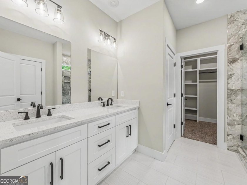Step into modern elegance in this stunning newly built stepless - photo 17