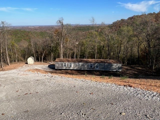 Quaint 3 bedroom/2 bath singlewide mobile home that sits on a 1 - photo 20