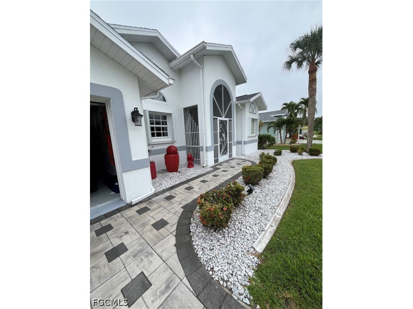 17550 Fan Palm Court in Sabal Springs is an immaculate - photo 33