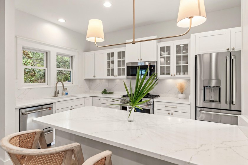 PROMINENT PRICE CHANGE ON 30A: Welcome to your dream seaside - photo 8