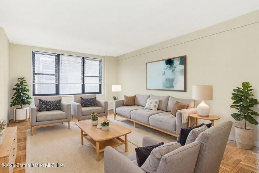 Totally renovated one bedroom condo, located in the Heart of - photo 4