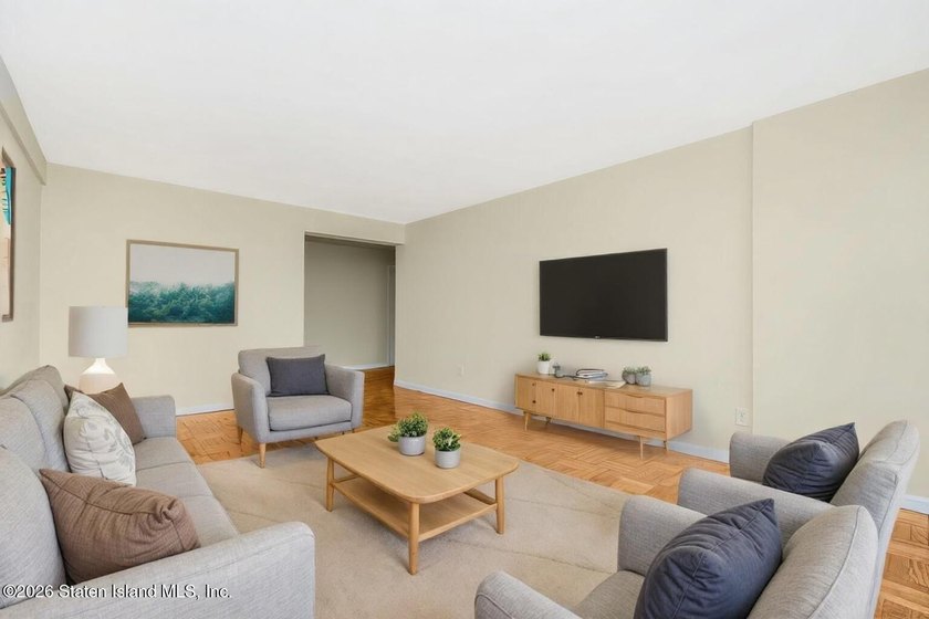 Totally renovated one bedroom condo, located in the Heart of - photo 5