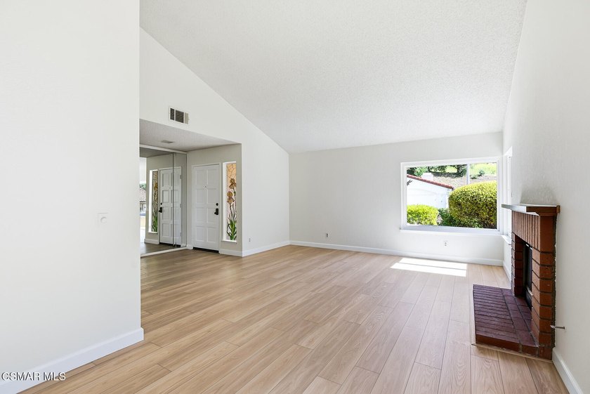 Immaculate and Move in Ready! Highly desirable single story - photo 8