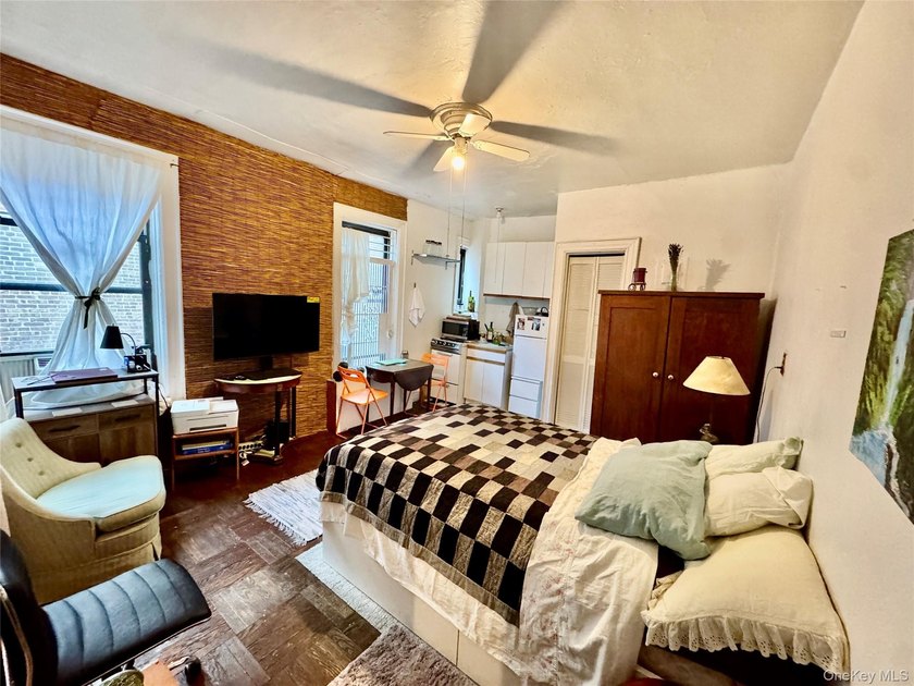 Charming Upper West Side Studio Near Central Park &amp; Columbia - photo 9